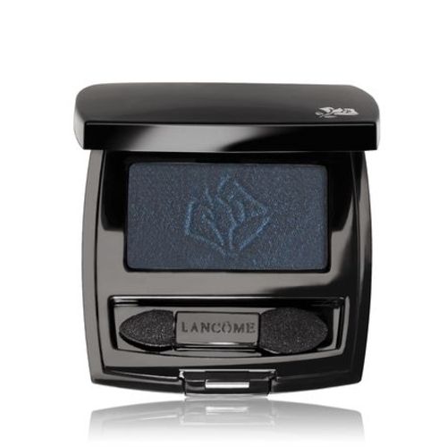 A glowing gaze thanks to the Hypnose eye shadow by Lancôme